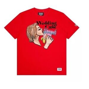 Medium Wedding Cake Men's Fantasy Girl Tee - Red